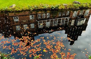 Burggraben im Herbst
