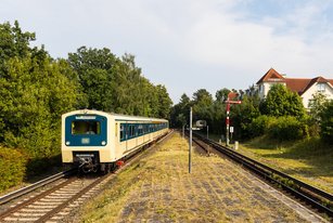 Museumszug 472 062 (Baujahr 1984) in Klein Flottbek